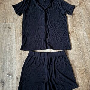 Skims Black Soft Lounge Short Sleep Set Size S